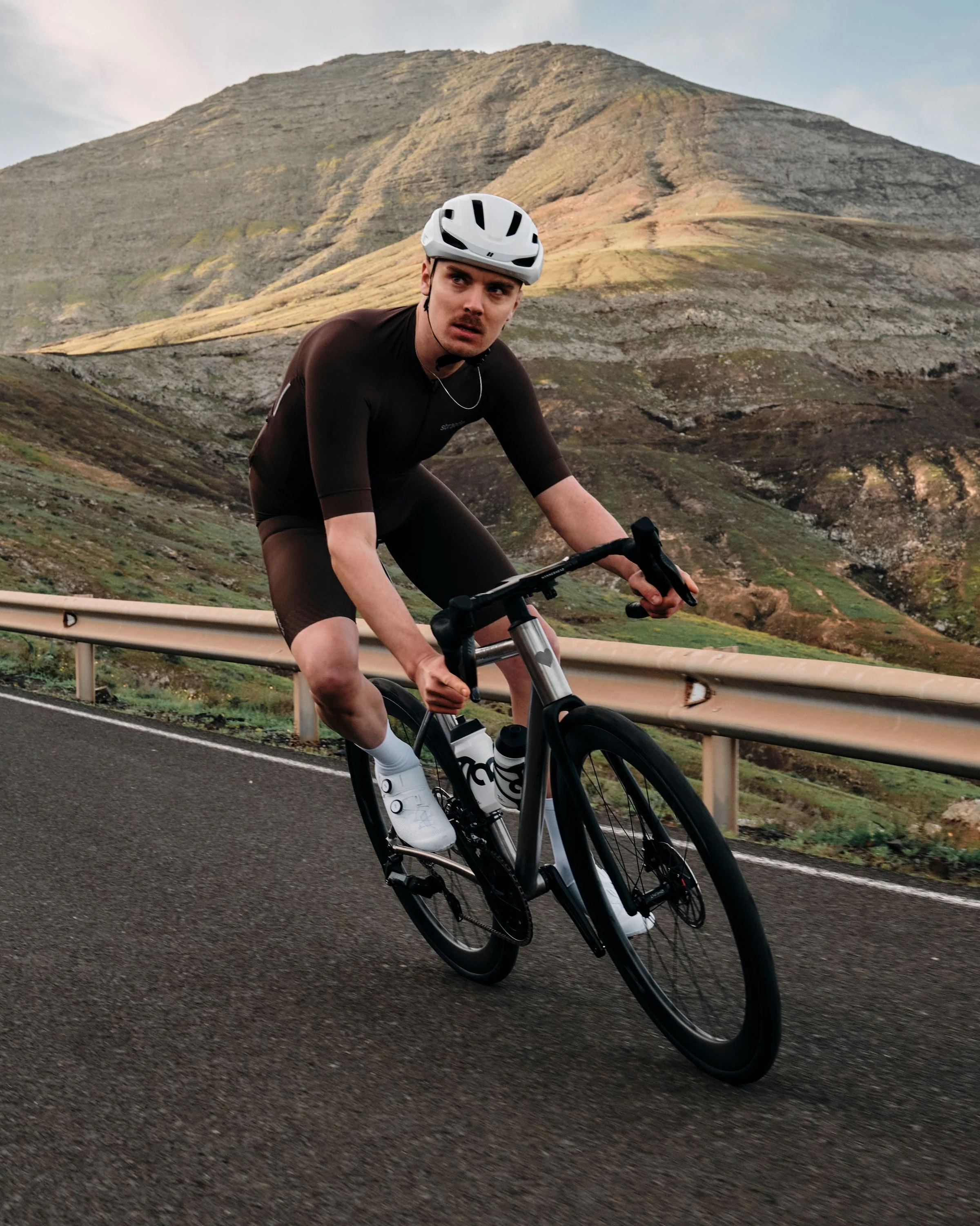 Aero Pro Bib Shorts Men - Image 7
