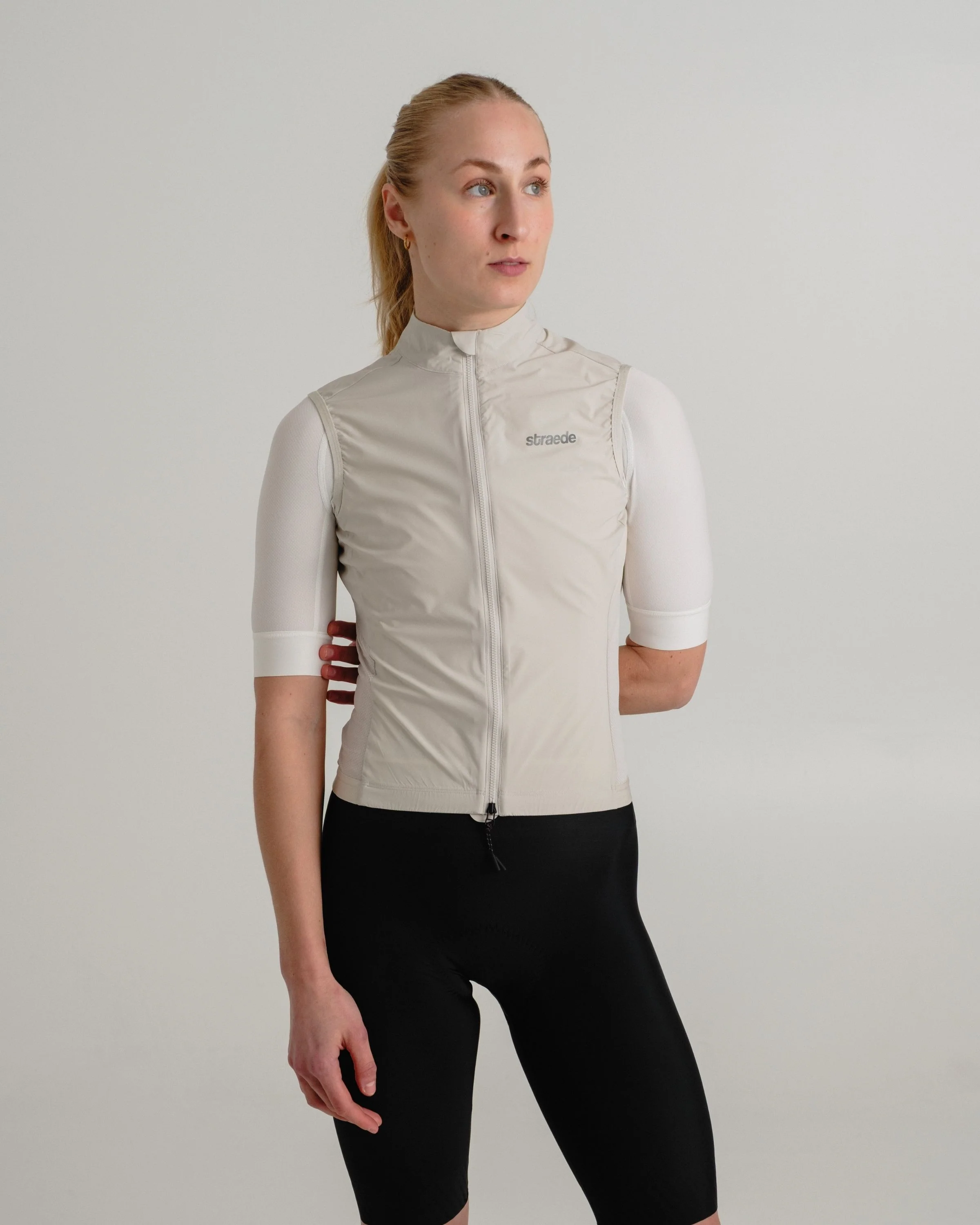 Aero Vest Women - Image 10