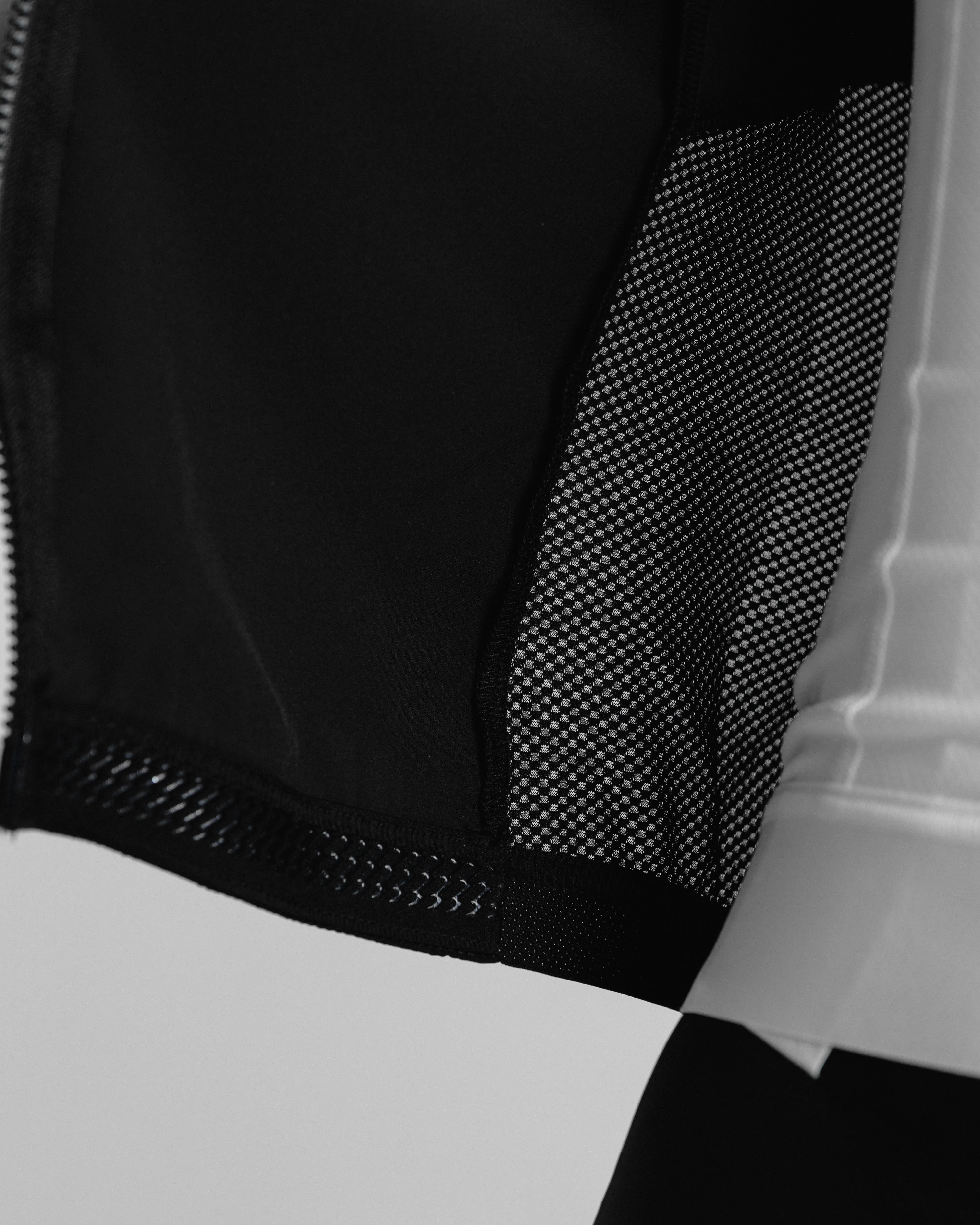 Aero Vest Women - Image 5