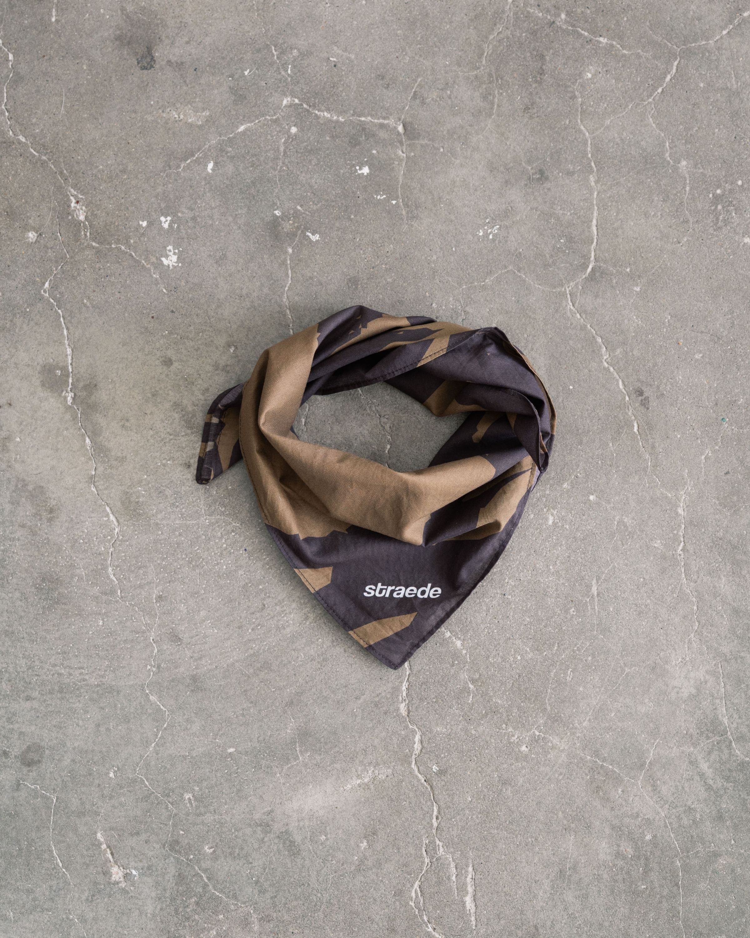 Bandana - Image 9