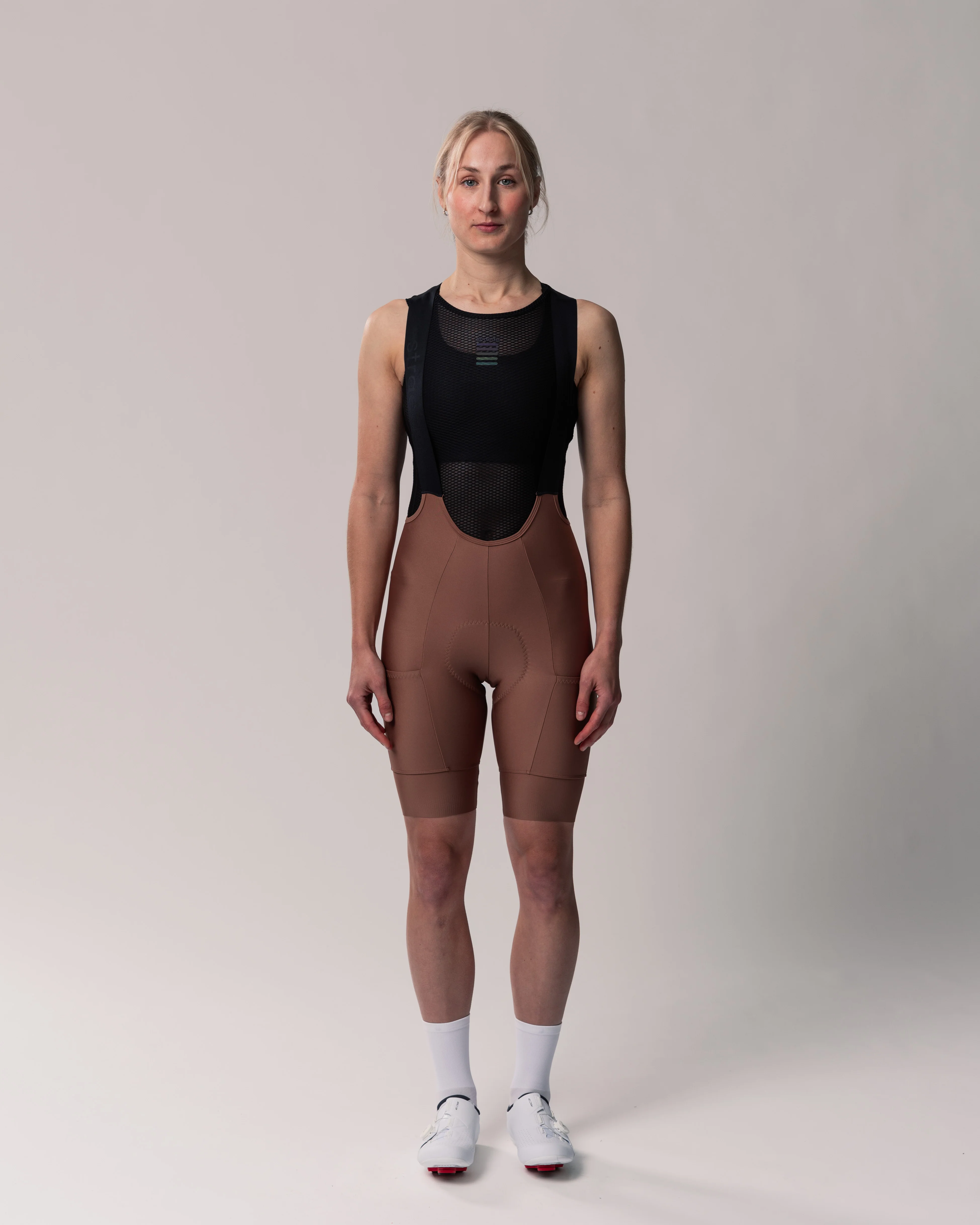 Cargo Bib Shorts Women - Image 11