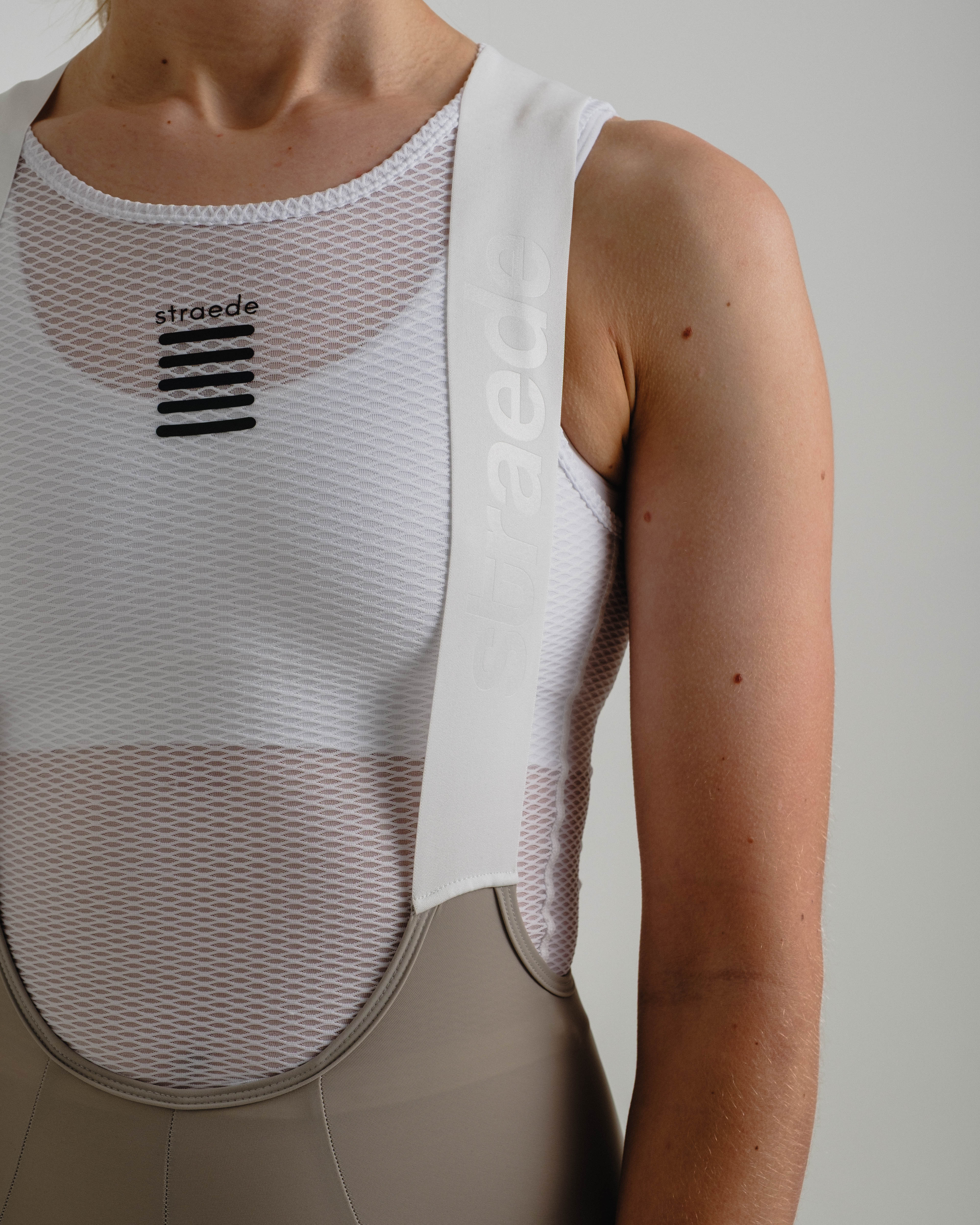 Cargo Pro Bib Shorts Women - Image 13