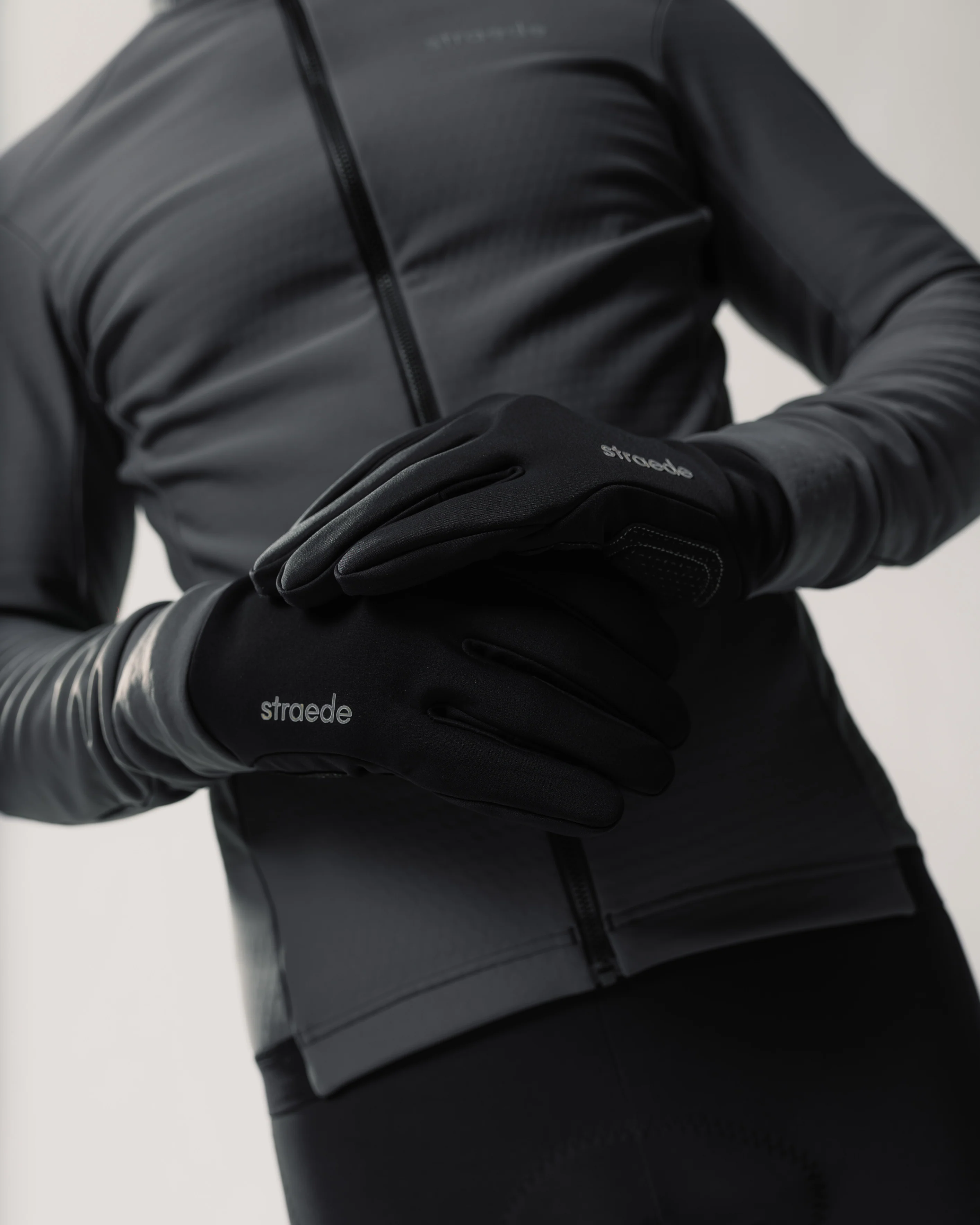 Gloves - Image 5