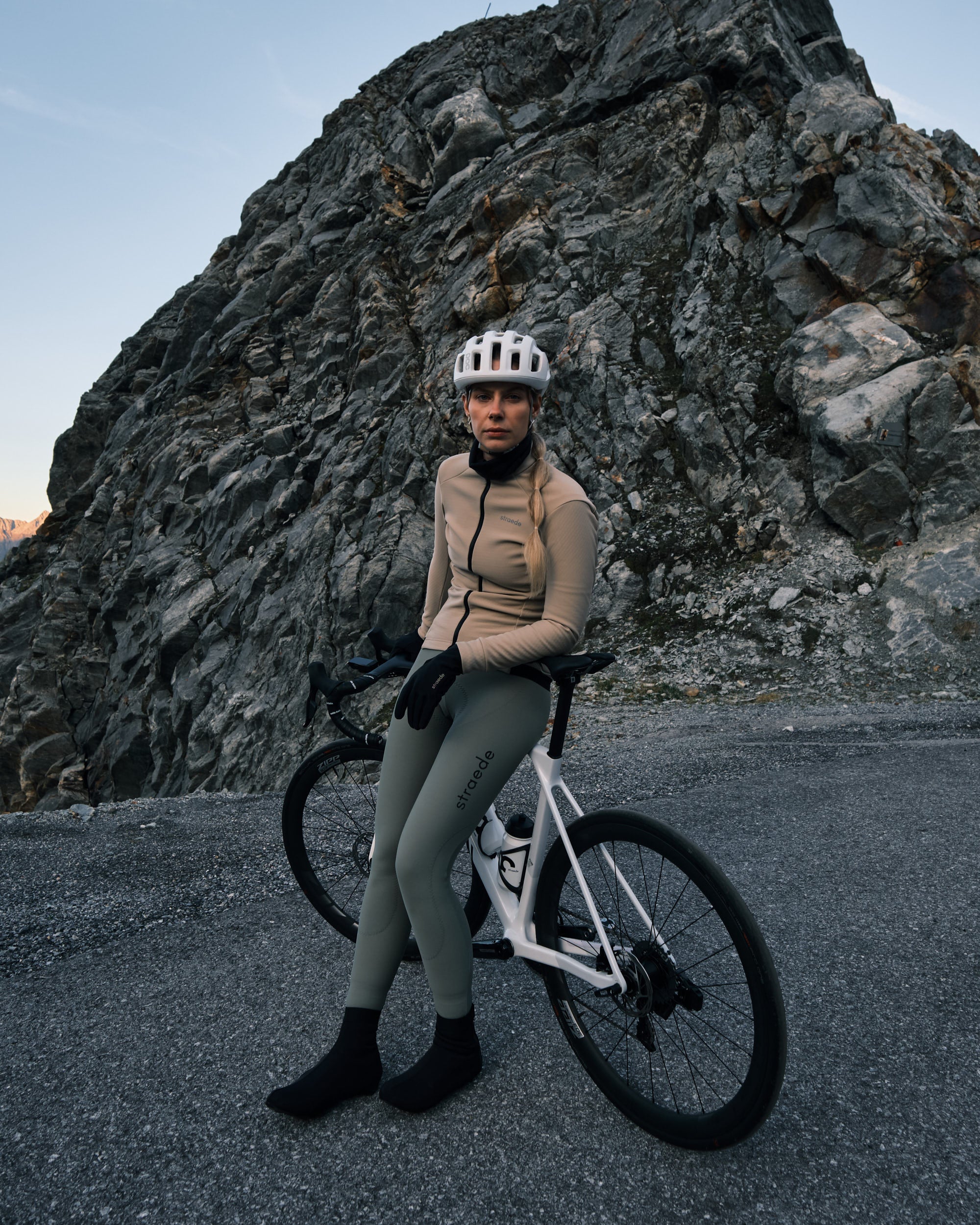 Aerlig Winter Jacket Women - Image 26