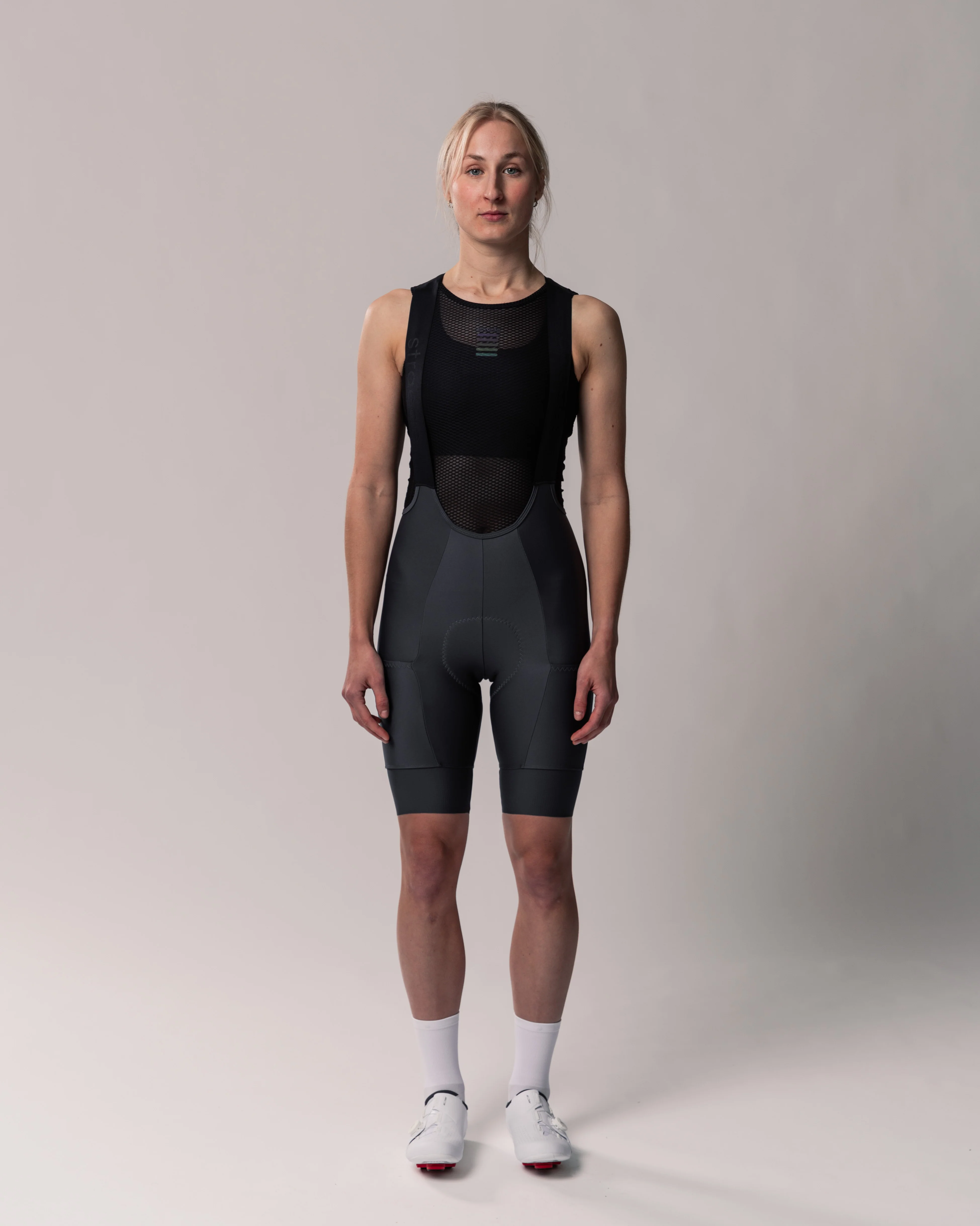 Cargo Bib Shorts Women - Image 19