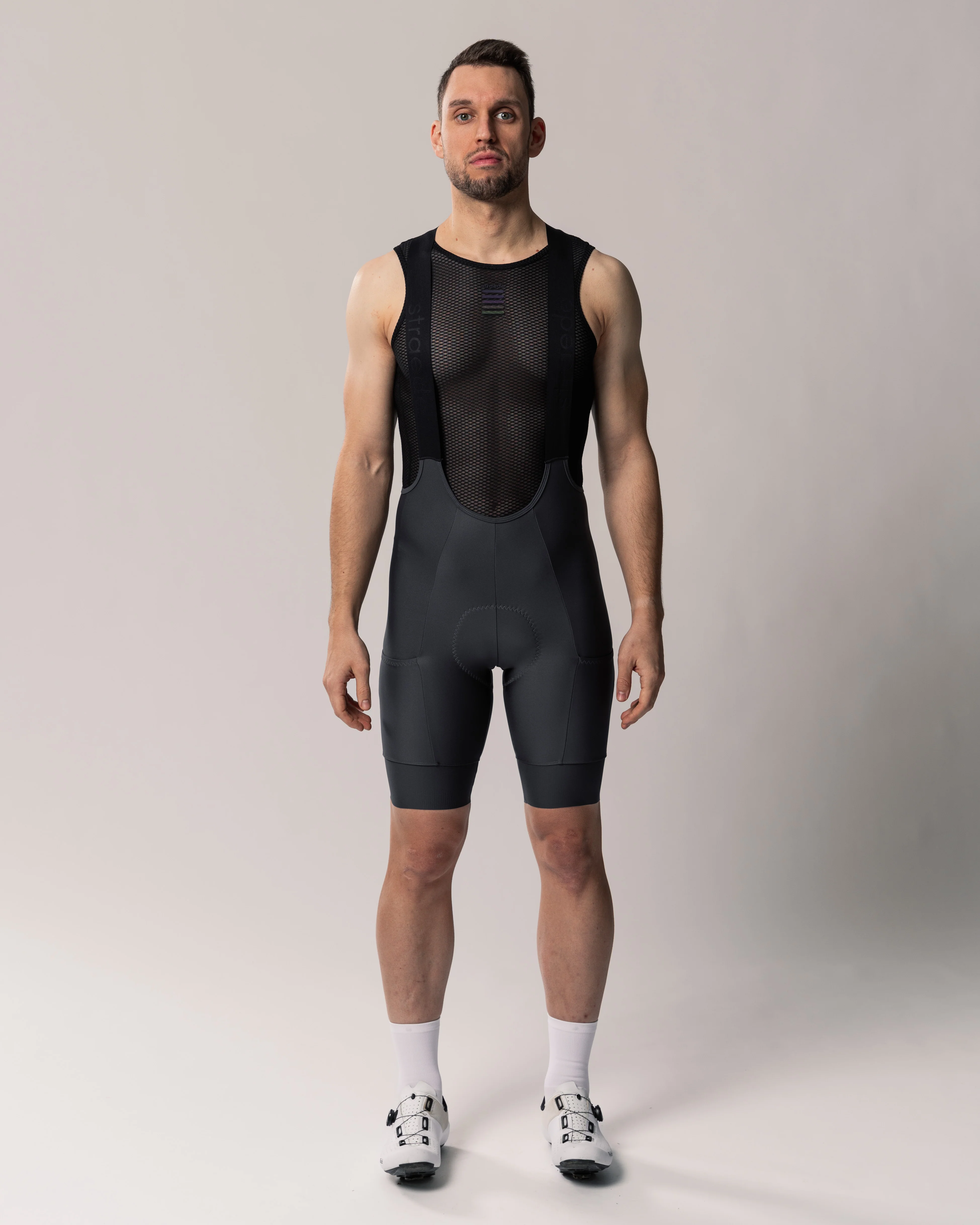 Cargo Bib Shorts Men - Image 11